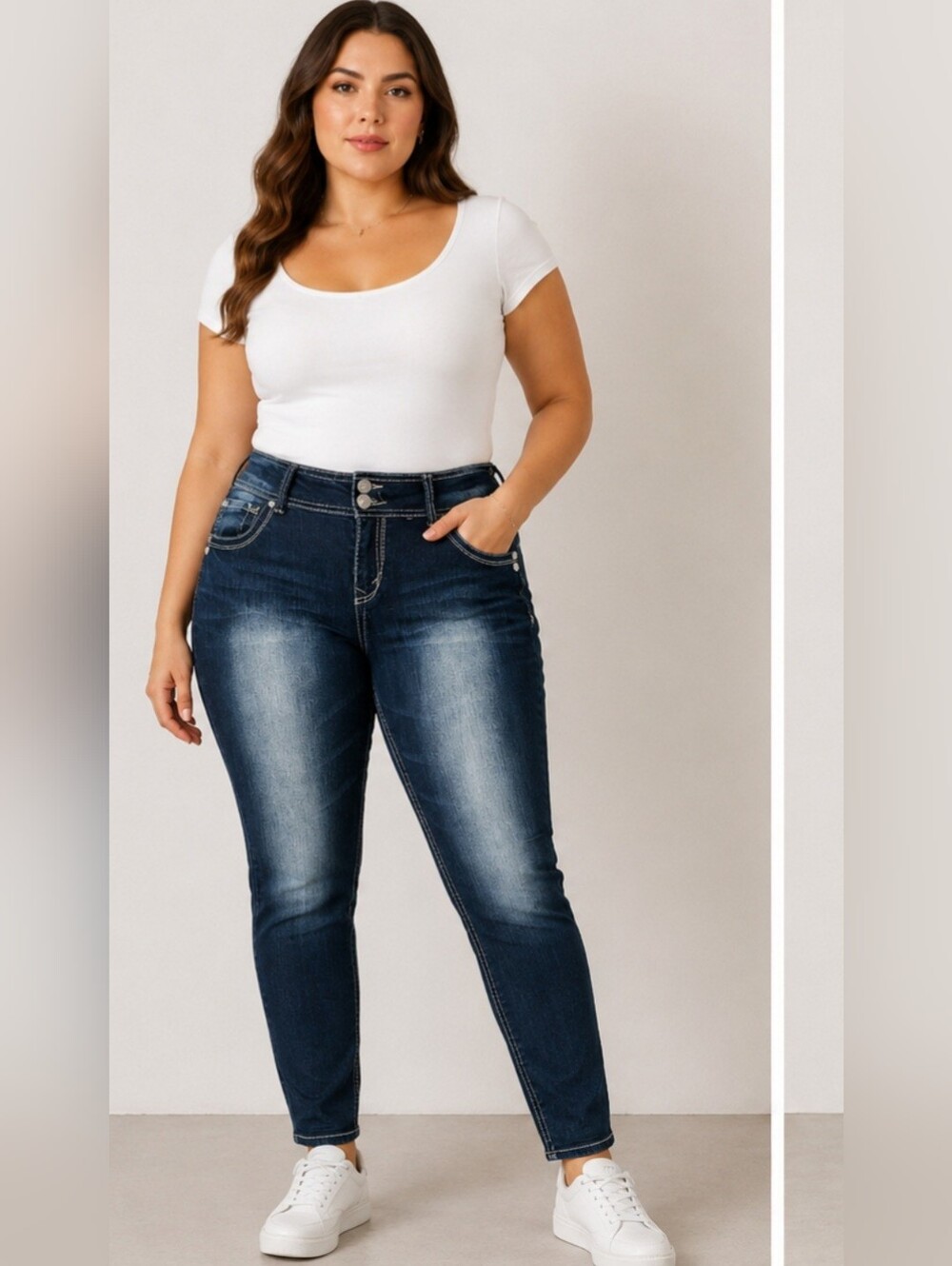 Wallflower Plus High-Rise Dark Blue Wash Jeans Junior's 15/Women's Large